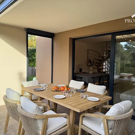 Appartement Spacieux Duplex De Standing Avec Piscine & Parking