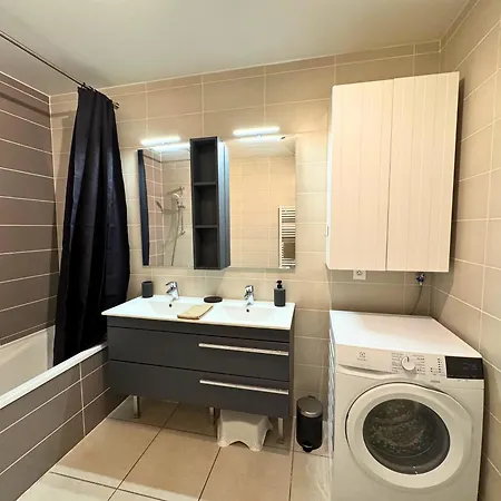 Spacieux Duplex De Standing Avec Piscine & Parking Appartement Saint-Raphaël