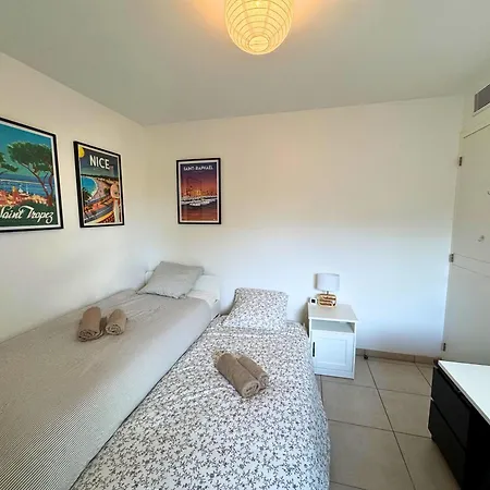 Apartman Spacieux Duplex De Standing Avec Piscine & Parking *