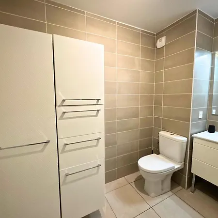 Spacieux Duplex De Standing Avec Piscine & Parking Saint-Raphaël
